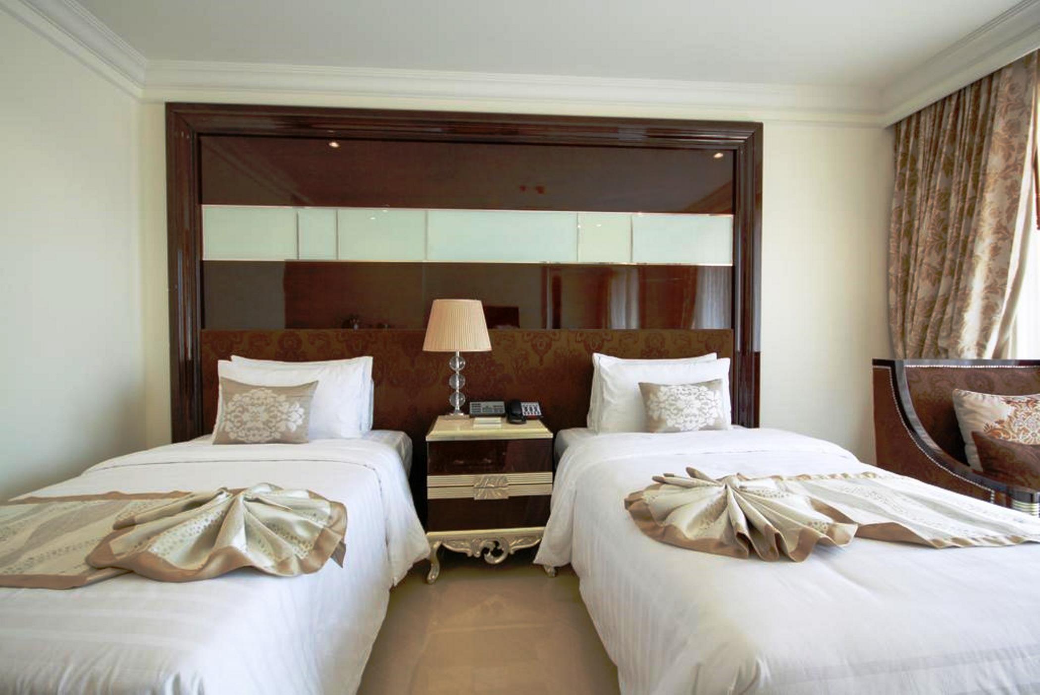 Lk President Hotel Pattaya Bagian luar foto